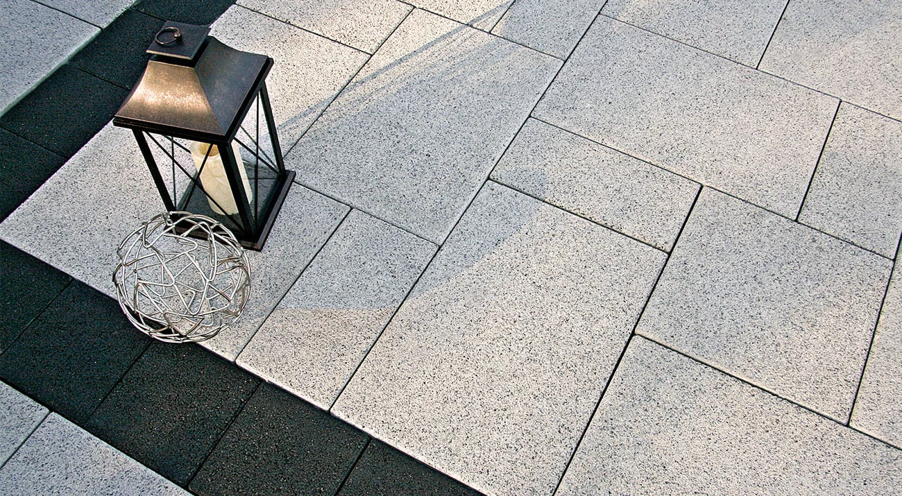 Series_Patios_Peppered-Granite_2395