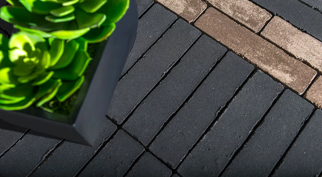 Mattoni Patio Dark Charcoal 3386