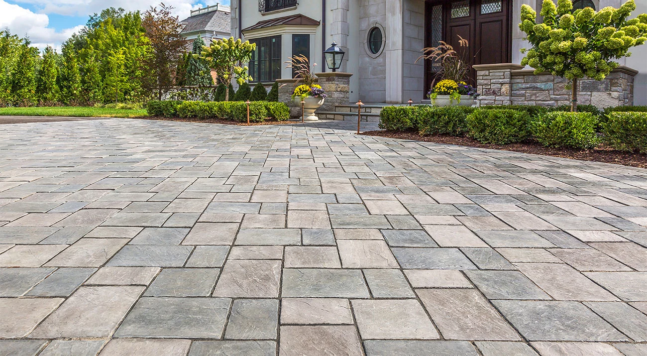 Richcliff Driveway Pebble Taupe Dawn Mist 6169