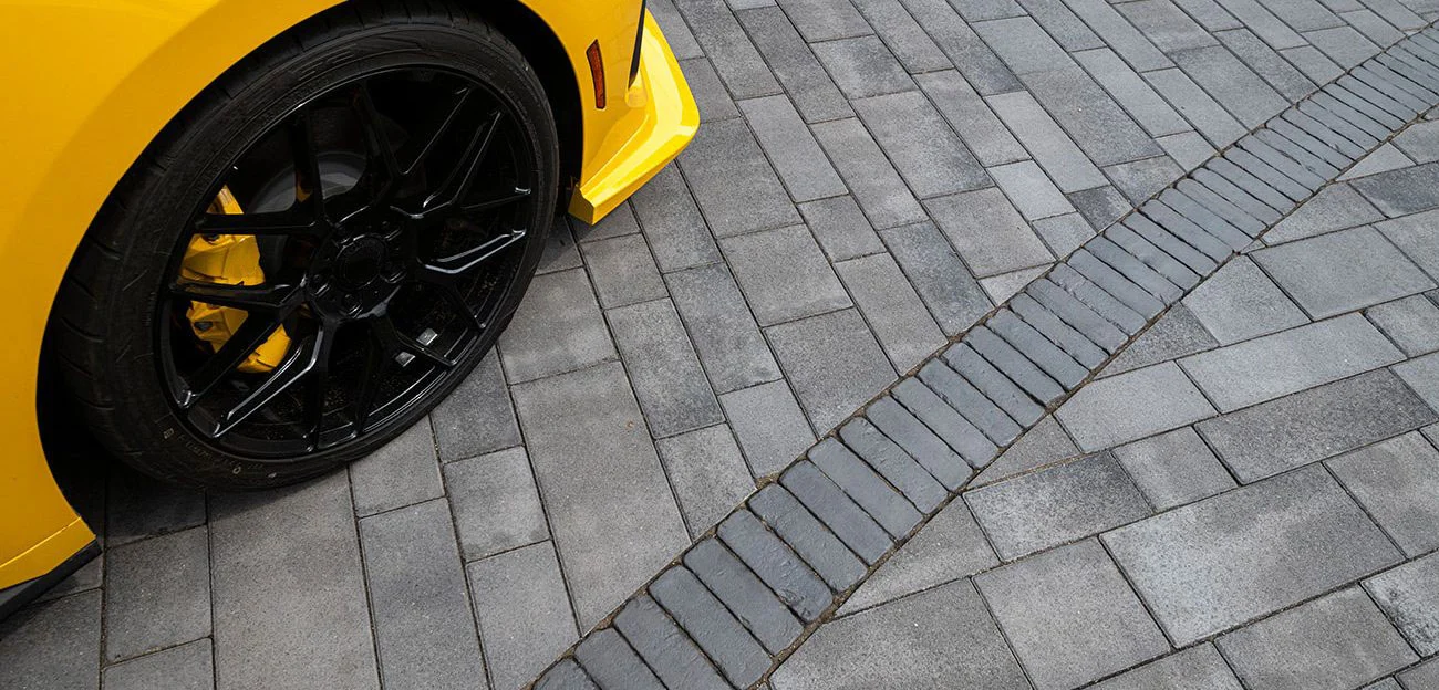 artline_umbriano_driveway-midnight-sky-1