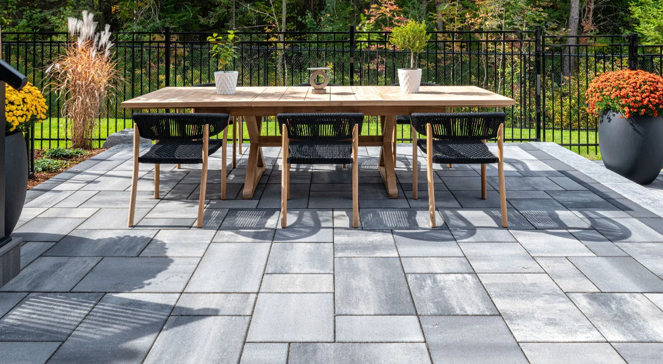 beacon-hill-smooth_patio_opal_3