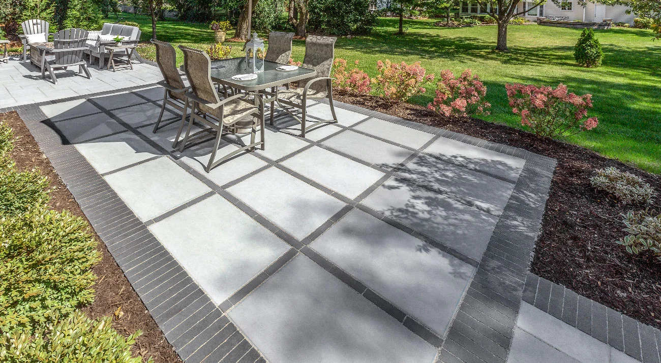 beacon-hill-smooth_patio_opal_1