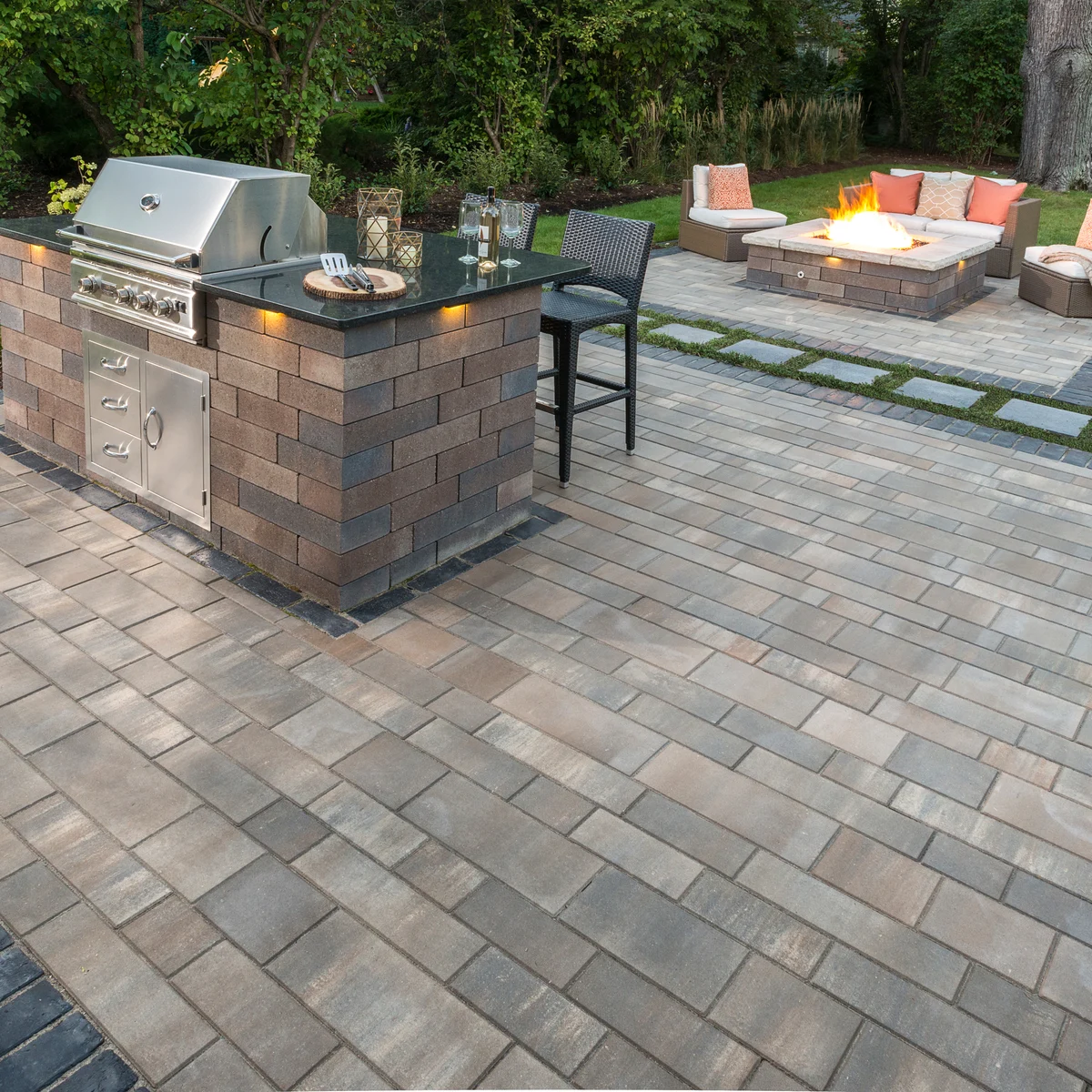 Outdoor paver patio and hardscaping
