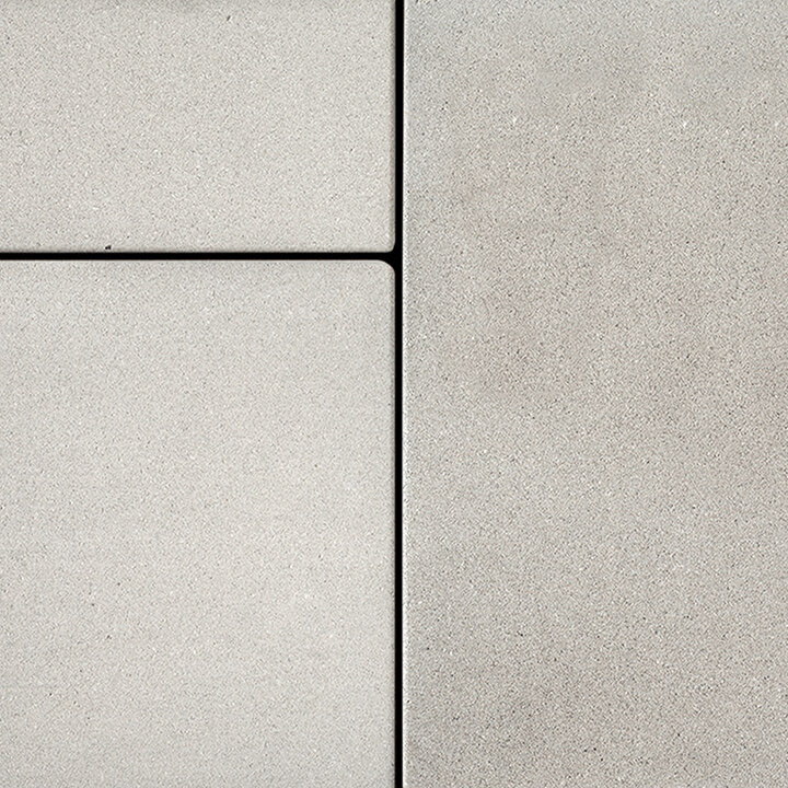 https://contractor.unilock.com/wp-content/uploads/2025/03/BeaconHill_Smooth_Opal-Blend_slab_swatch_EC.jpg