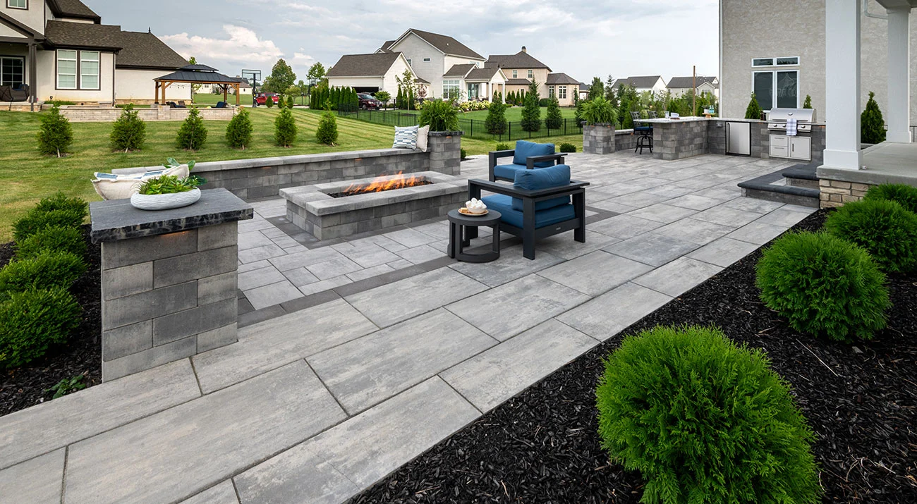 beacon hill smooth_patio_granite blend_1