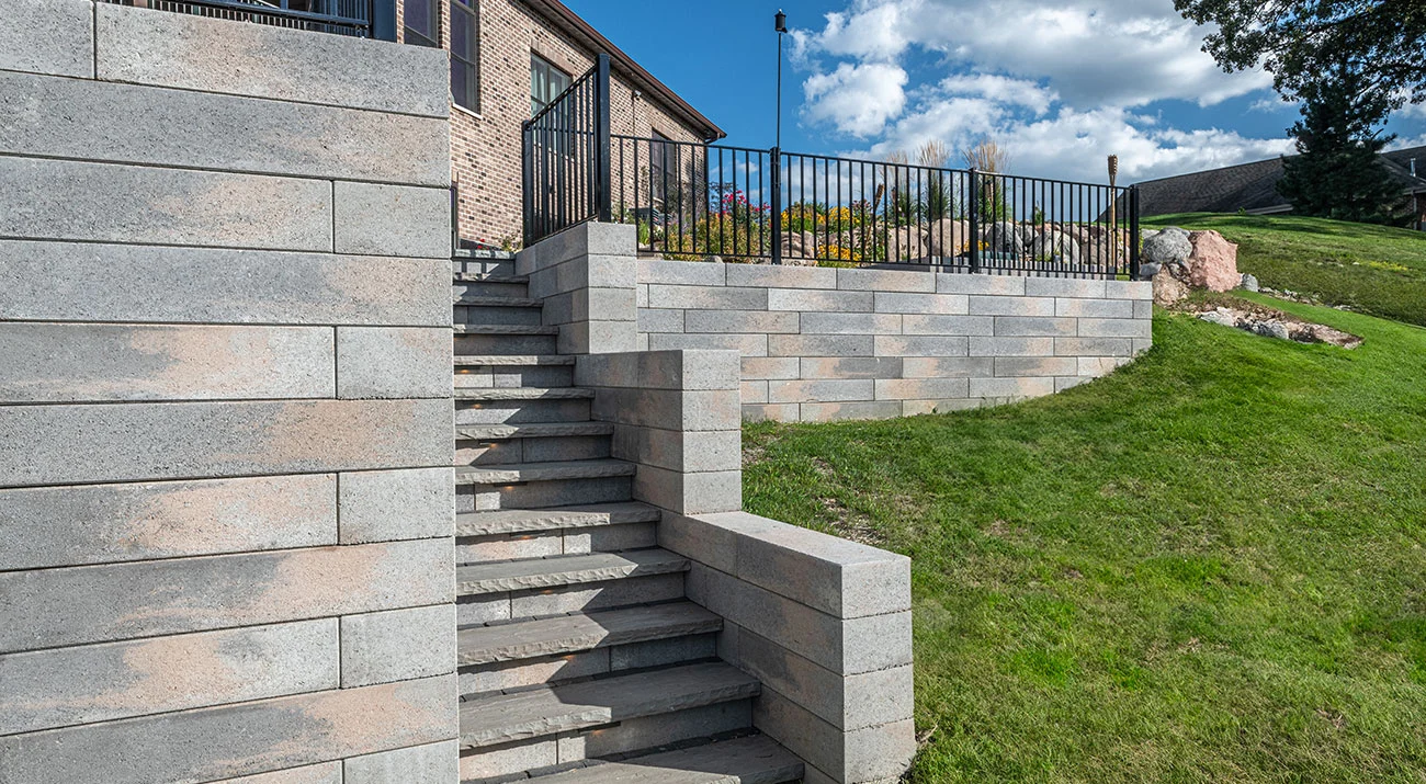 SienaEdge_Retaining Wall_Fieldstone_1